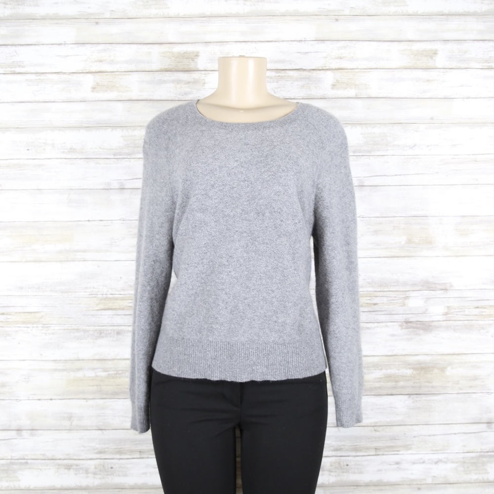 Banana Republic Italino Merano Blend Gray Sweater